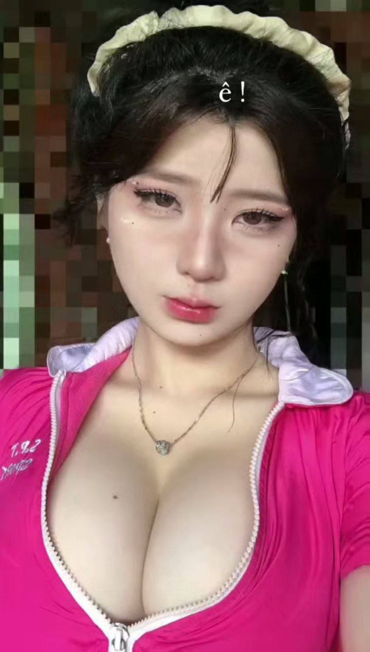 Chị dâu gợi tình